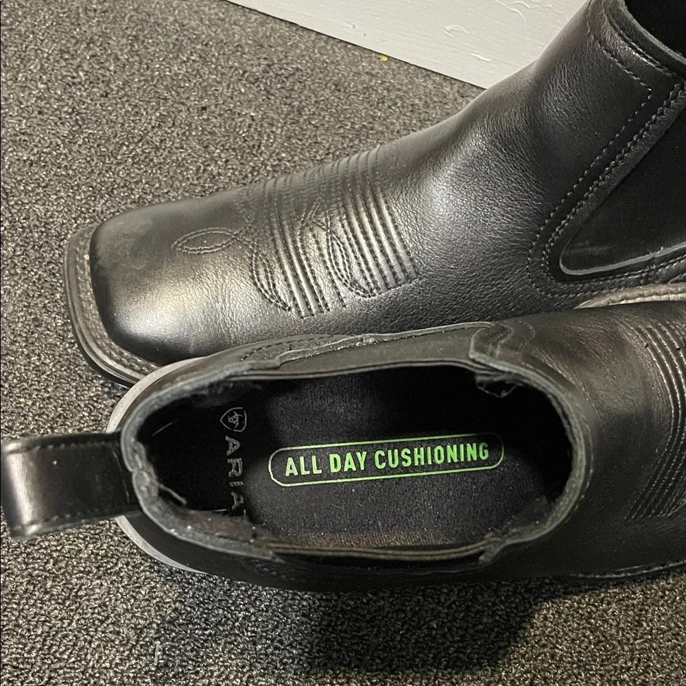 Ariat Men's Classic Black Chelsea Boots - Picture 5 of 5